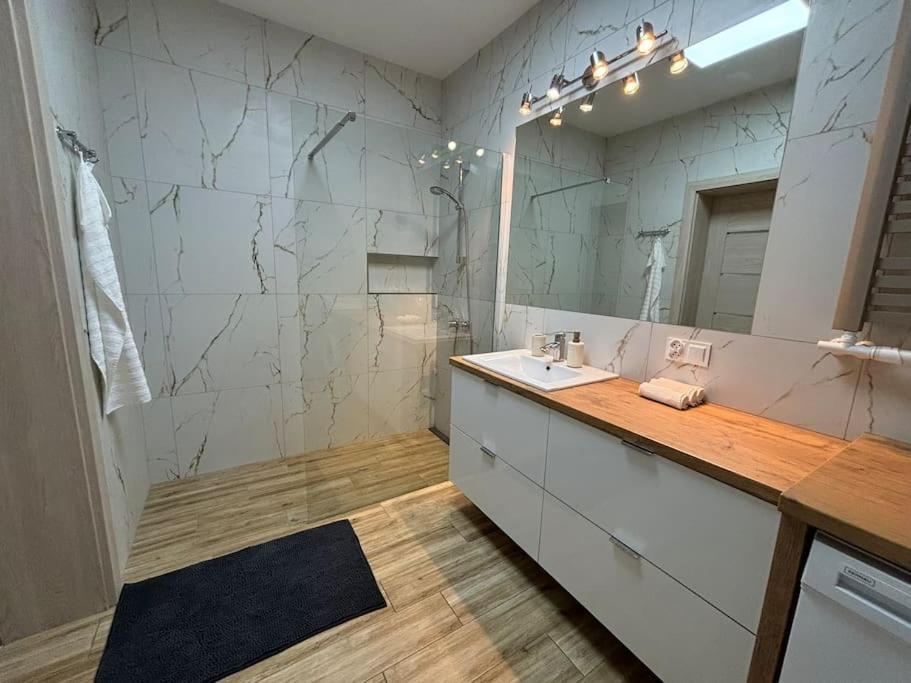 Apartment #capitaltower 59b Fv Parking